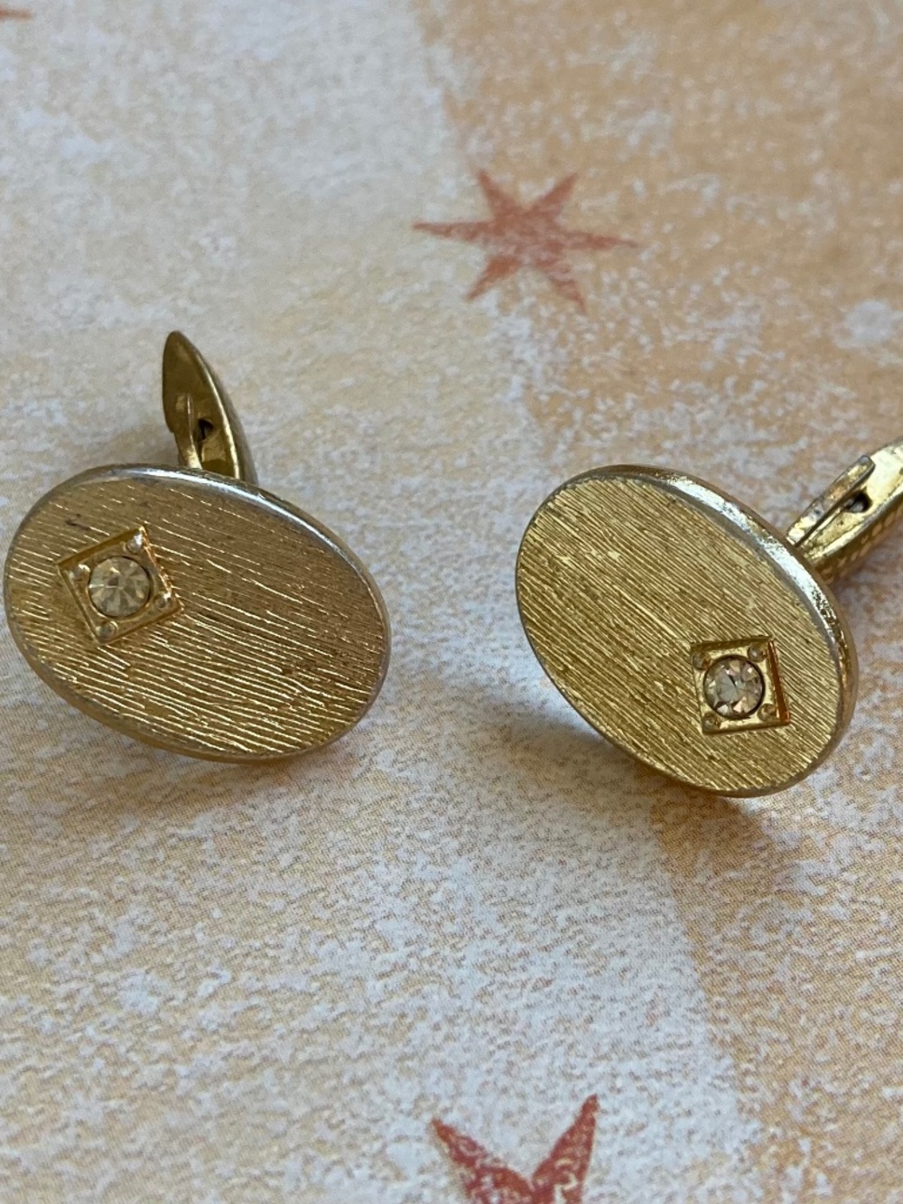 Cuff Links w/Rhinestone Embellishment
